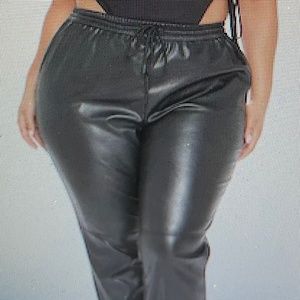 Everybody Looking Faux Leather Joggers - Black Size 1X